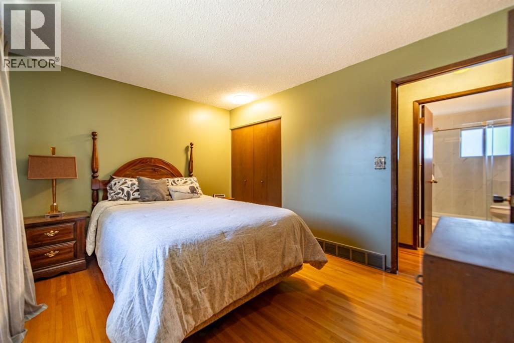 3030 31a Street SE, Calgary, Alberta  T2B 0S9 - Photo 13 - A2303930