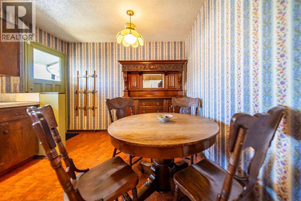 3030 31a Street SE, Calgary, Alberta  T2B 0S9 - Photo 9 - A2303930