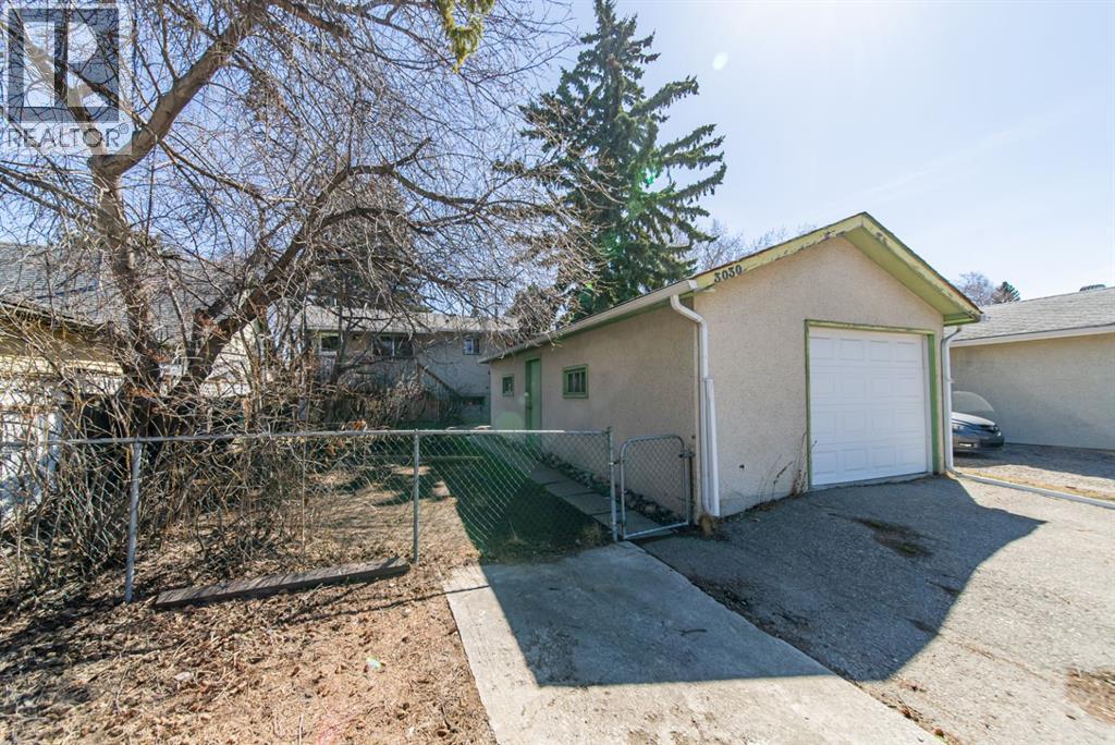3030 31a Street SE, Calgary, Alberta  T2B 0S9 - Photo 32 - A2303930