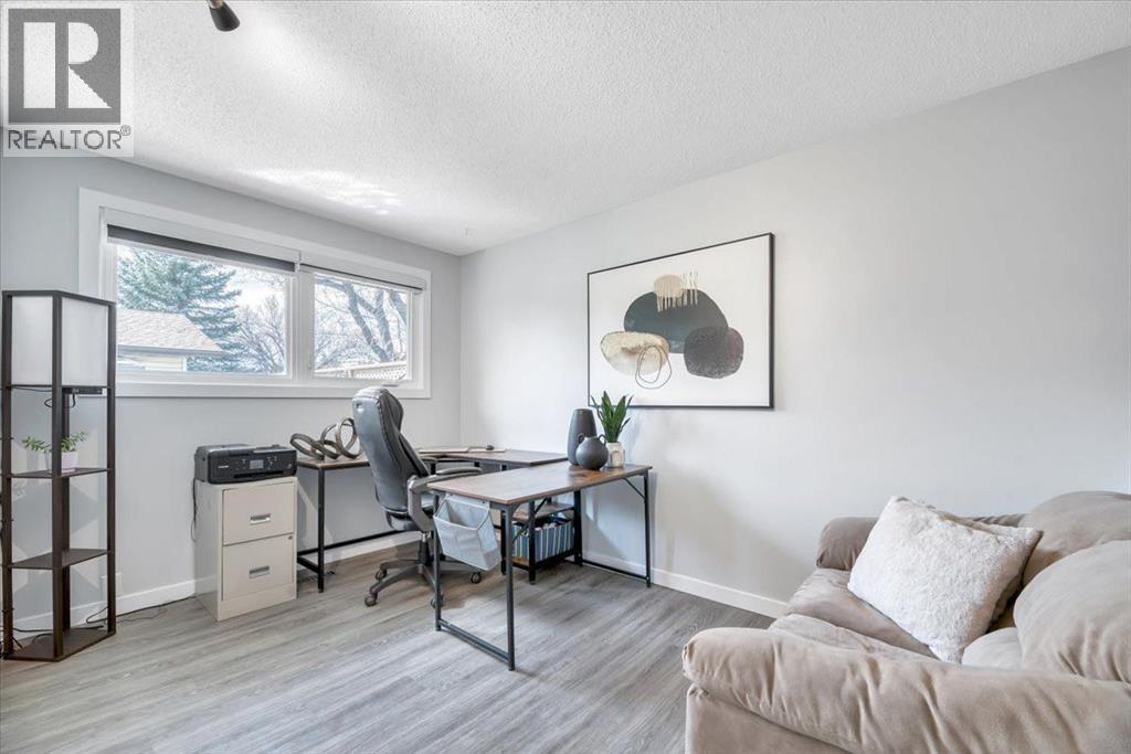 12336 Woodview Road SW, Calgary, Alberta  T2W 2Y6 - Photo 19 - A2304542