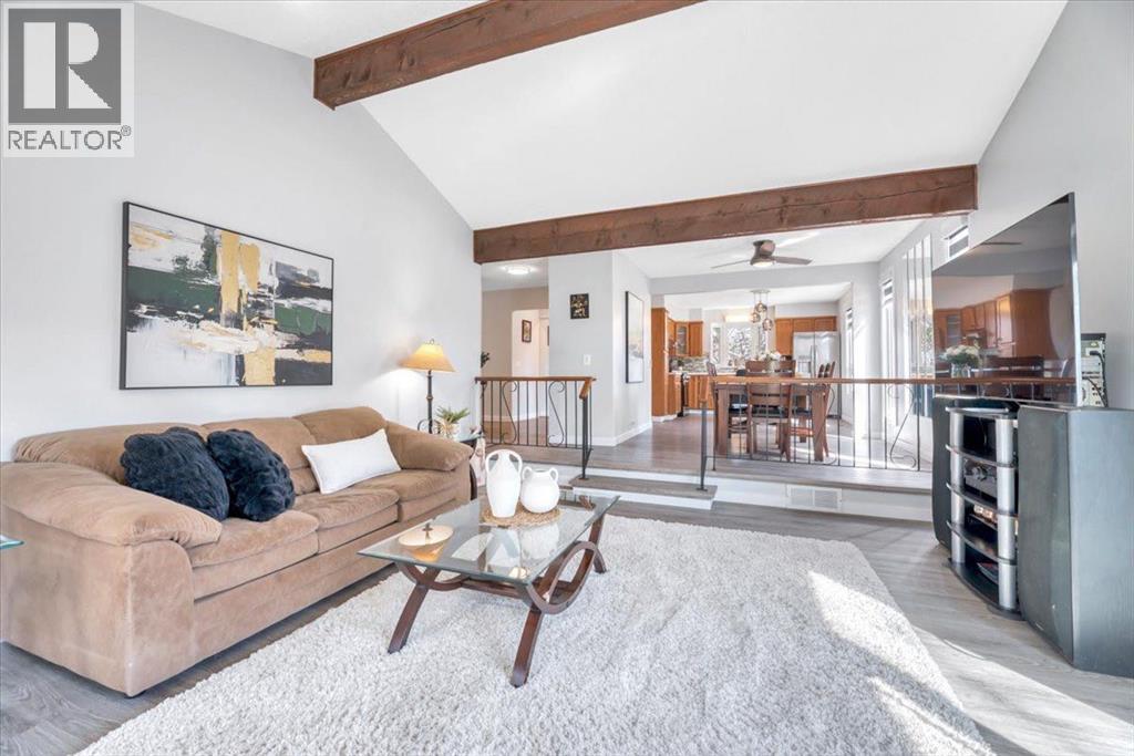 12336 Woodview Road SW, Calgary, Alberta  T2W 2Y6 - Photo 8 - A2304542