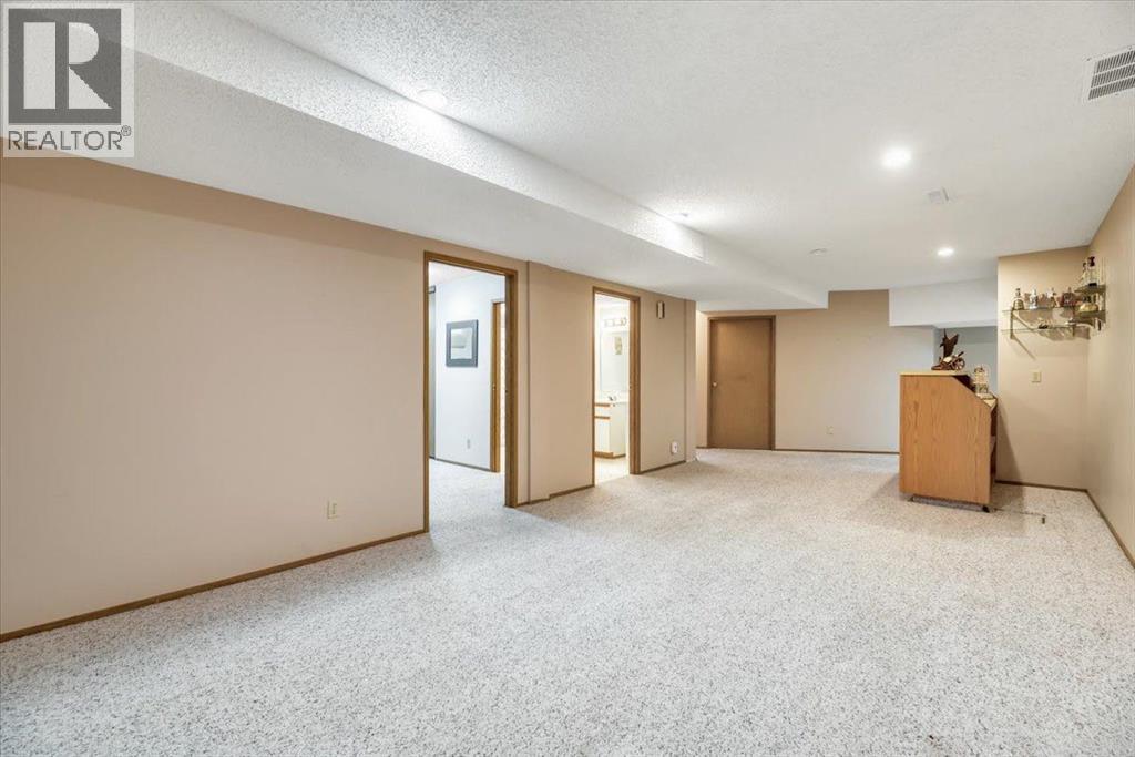 12336 Woodview Road SW, Calgary, Alberta  T2W 2Y6 - Photo 25 - A2304542