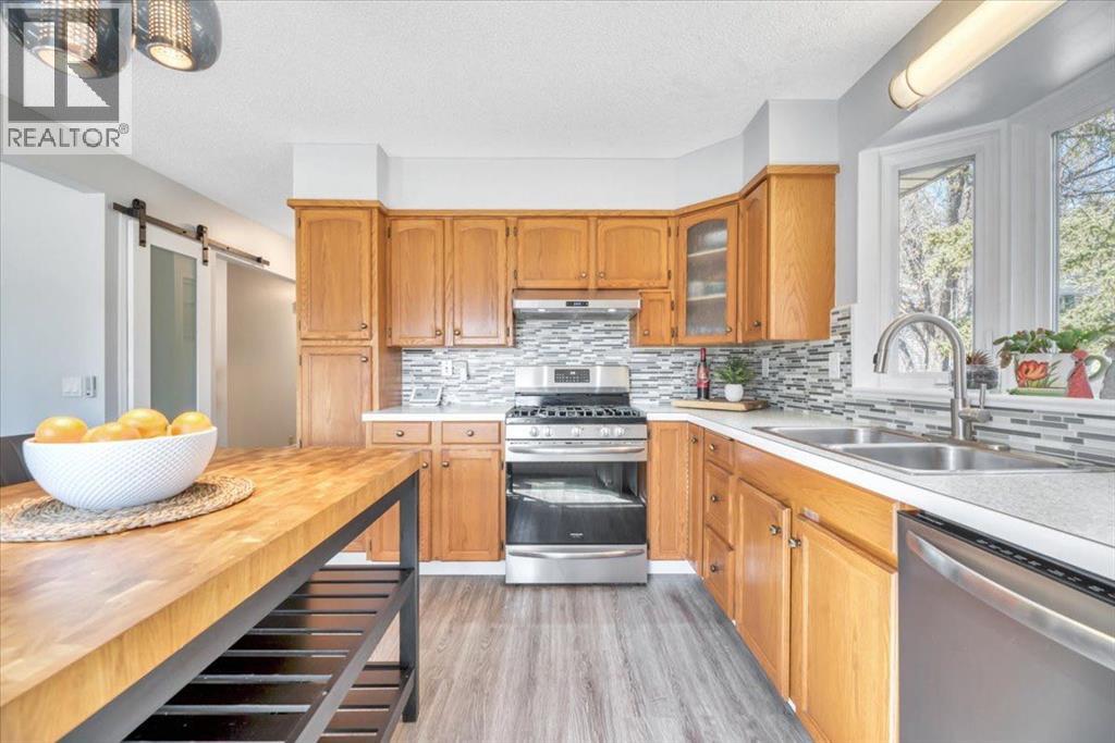 12336 Woodview Road SW, Calgary, Alberta  T2W 2Y6 - Photo 15 - A2304542