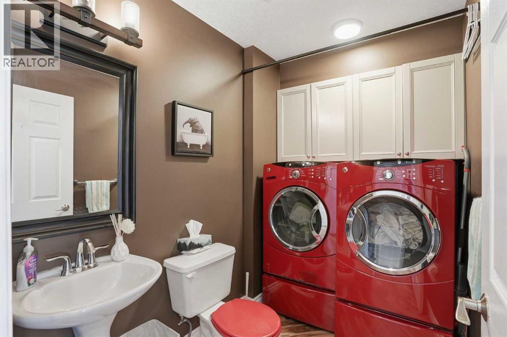 161 Douglas Glen Heath Se, Calgary, Alberta  T2Z 2N1 - Photo 3 - A2303449