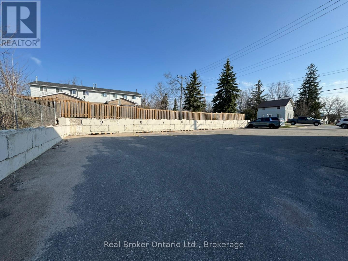 1 - 301 West Street N, Orillia, Ontario  L3V 5E1 - Photo 13 - S12892938