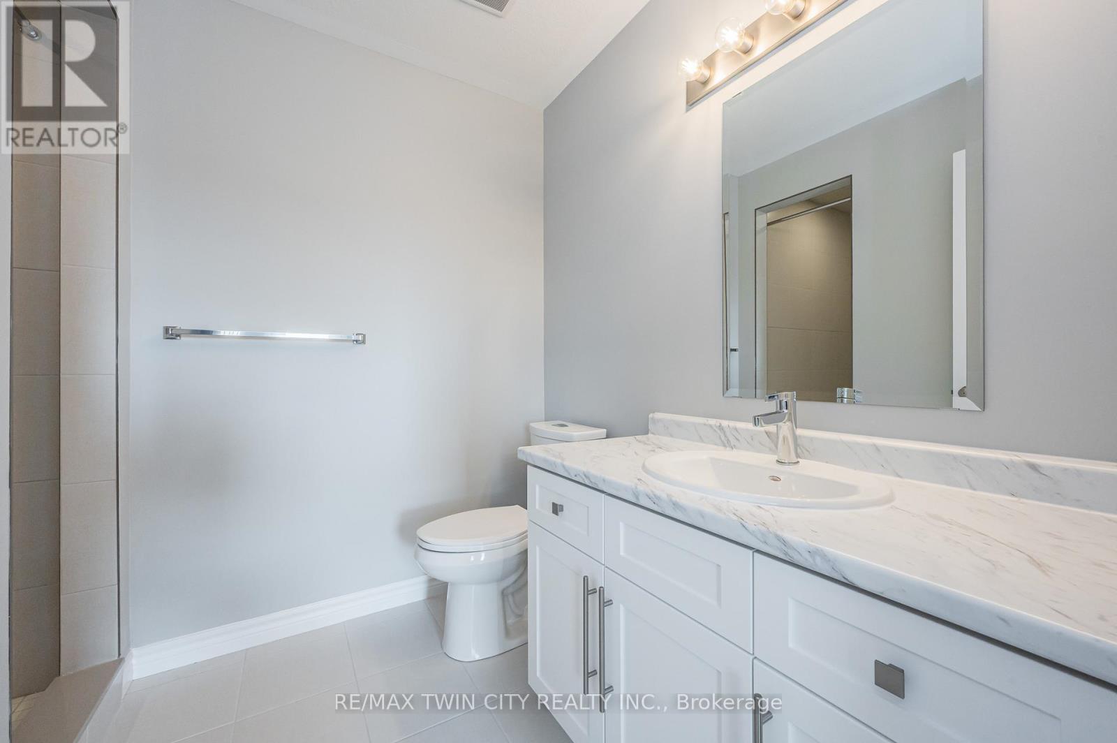 8 Oat Lane, Kitchener, Ontario  N2R 0T1 - Photo 18 - X13042500