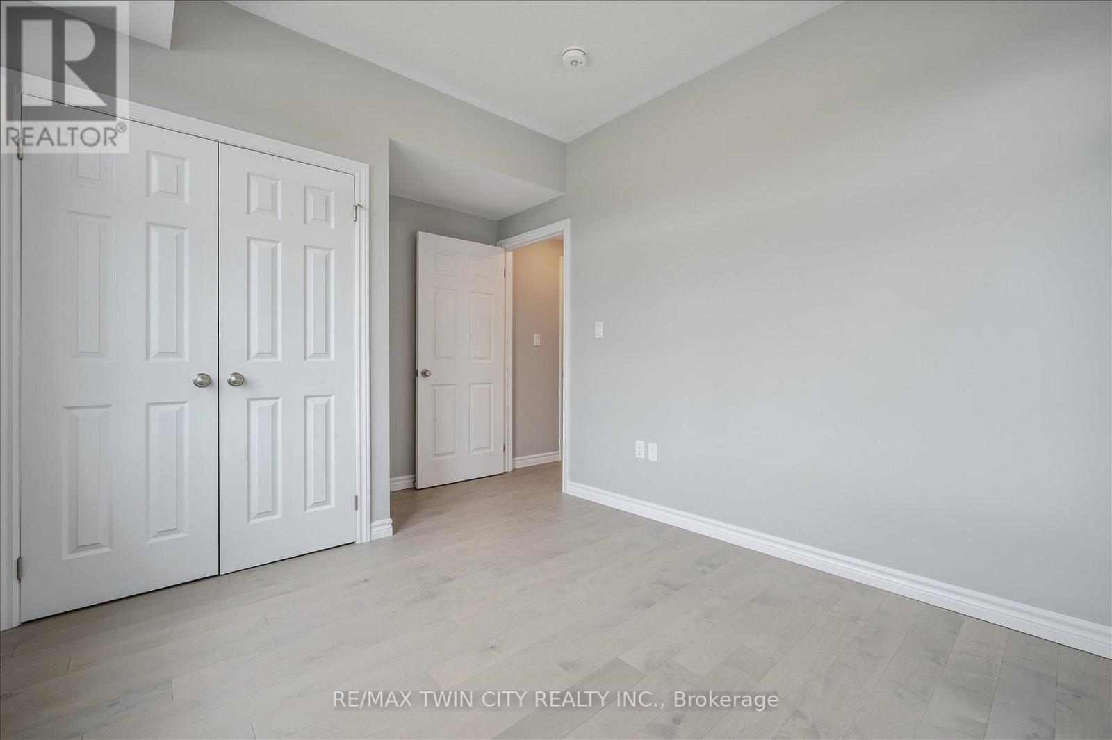 30 Oat Lane, Kitchener, Ontario  N2R 0K1 - Photo 9 - X13042542