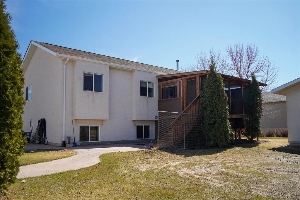 442 Croteau Street, St Pierre-Jolys, Manitoba  R0A 1V0 - Photo 3 - 202608248