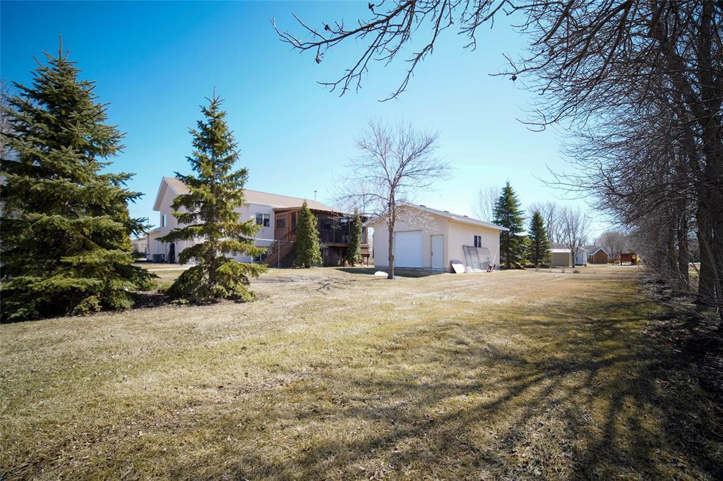 442 Croteau Street, St Pierre-Jolys, Manitoba  R0A 1V0 - Photo 6 - 202608248