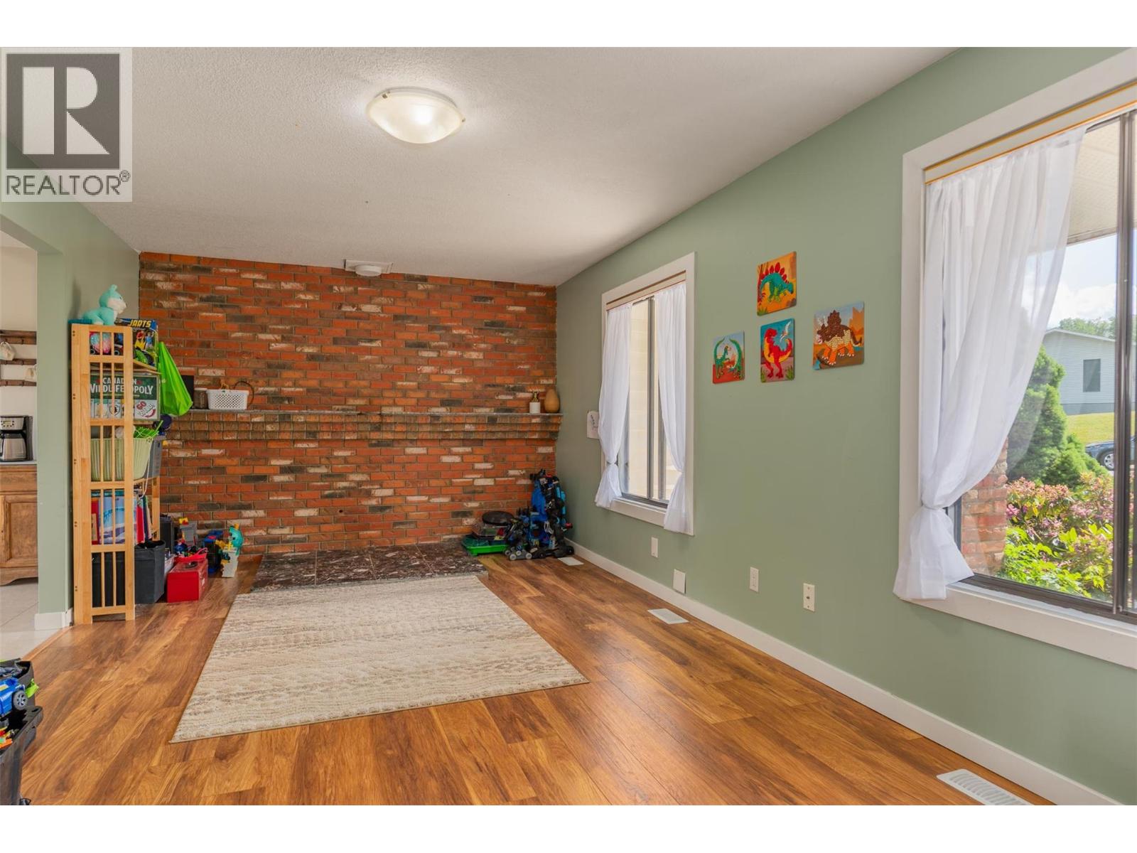 3421 Southridge Drive, Castlegar, British Columbia  V1N 3X7 - Photo 37 - 10384253