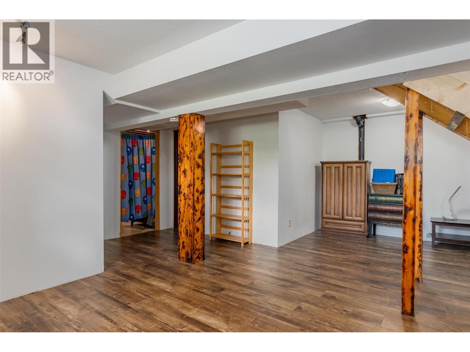 3421 Southridge Drive, Castlegar, British Columbia  V1N 3X7 - Photo 59 - 10384253