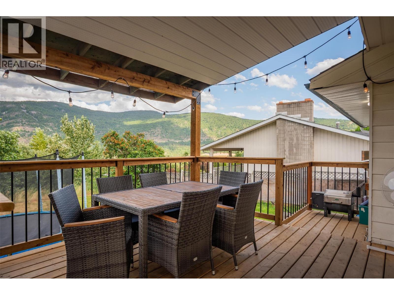 3421 Southridge Drive, Castlegar, British Columbia  V1N 3X7 - Photo 66 - 10384253