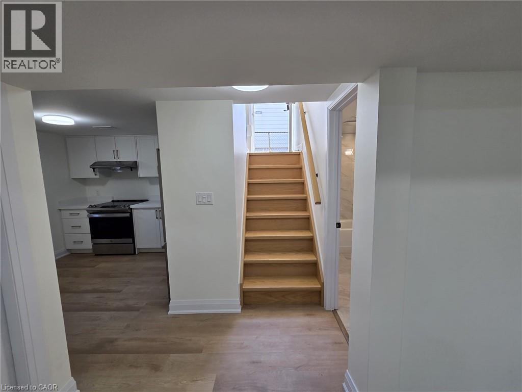 12 Ferndale Avenue Unit# Lower, St. Catharines, Ontario  L2P 1V3 - Photo 2 - 40824092