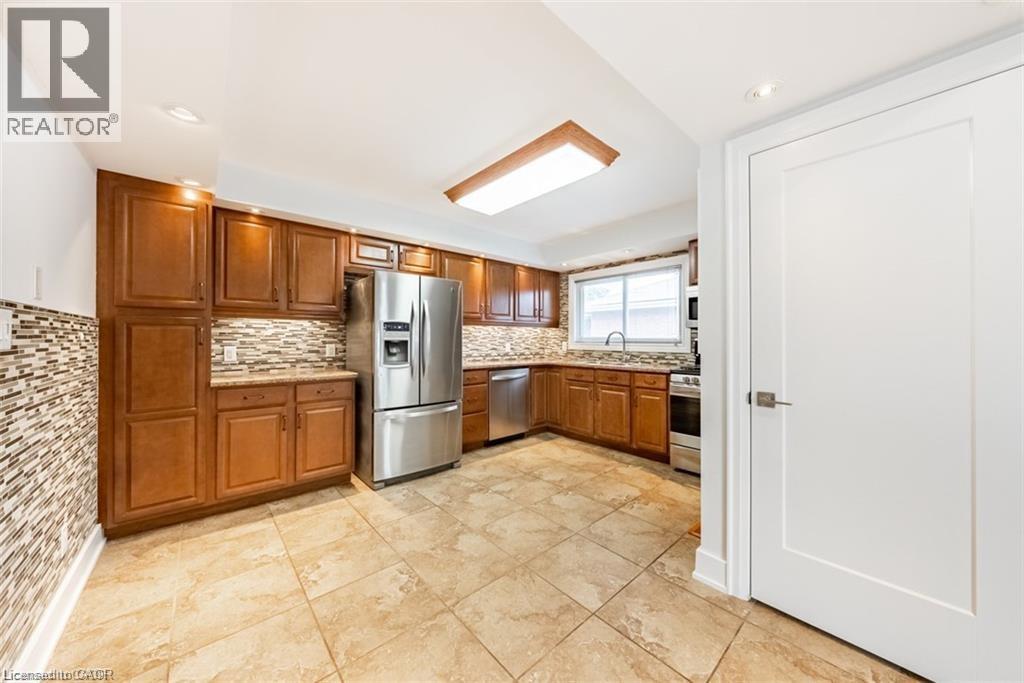 172 Fennell Avenue E Unit# Upper, Hamilton, Ontario  L9A 1S3 - Photo 10 - 40824089