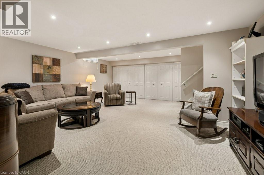 517 Westfield Drive, Waterloo, Ontario  N2T 2C7 - Photo 38 - 40824018