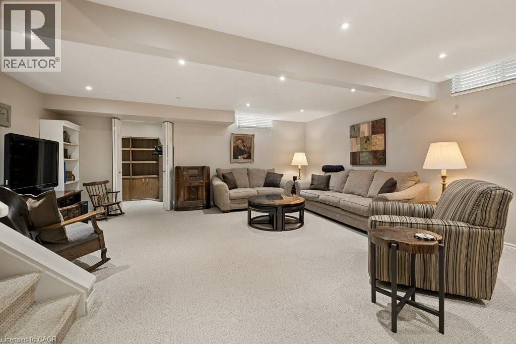 517 Westfield Drive, Waterloo, Ontario  N2T 2C7 - Photo 39 - 40824018