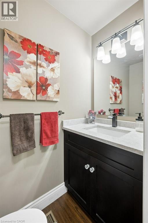 517 Westfield Drive, Waterloo, Ontario  N2T 2C7 - Photo 9 - 40824018