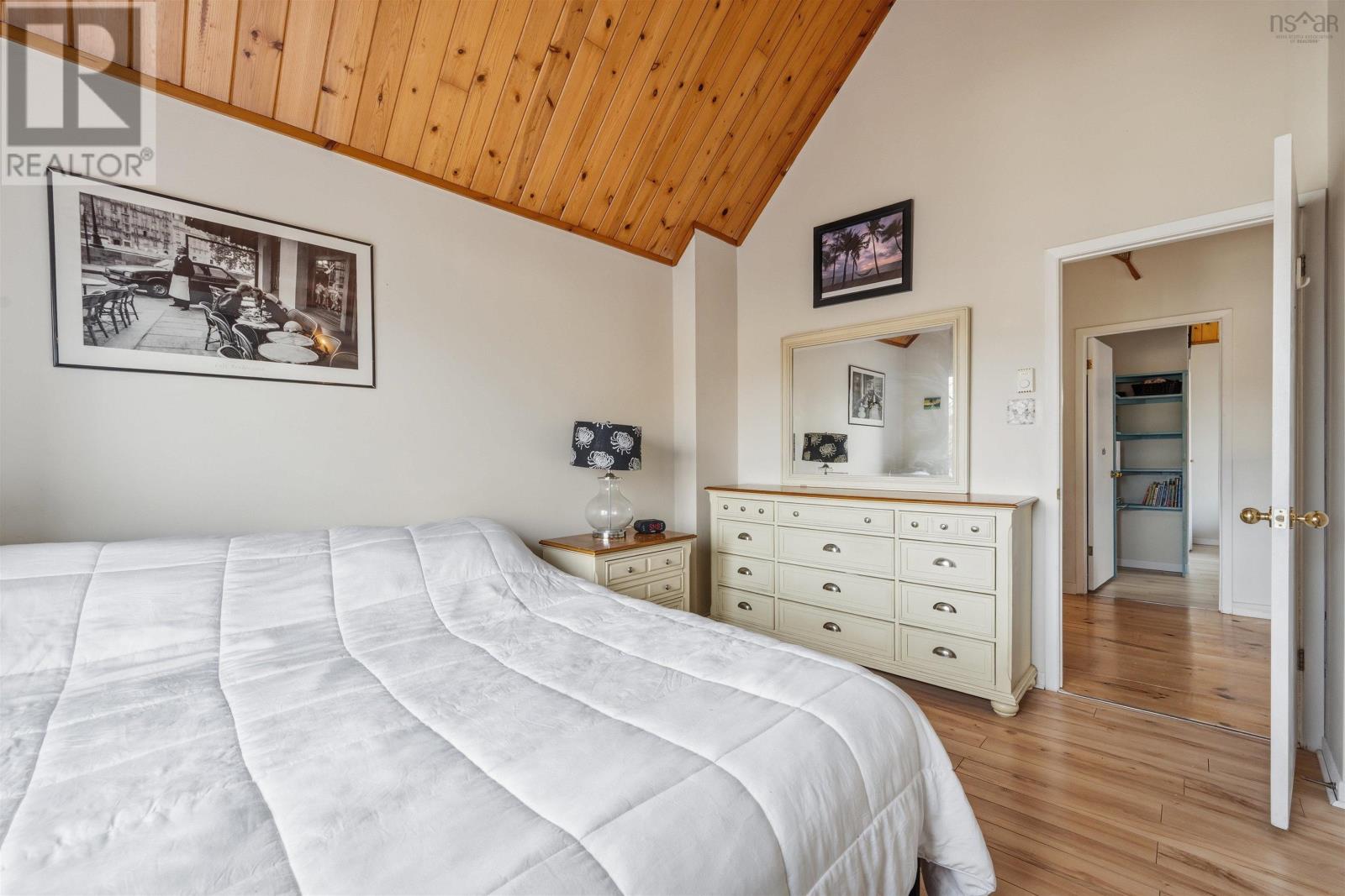 450 Shore Drive, Bedford, Nova Scotia  B4A 2C6 - Photo 16 - 202605088