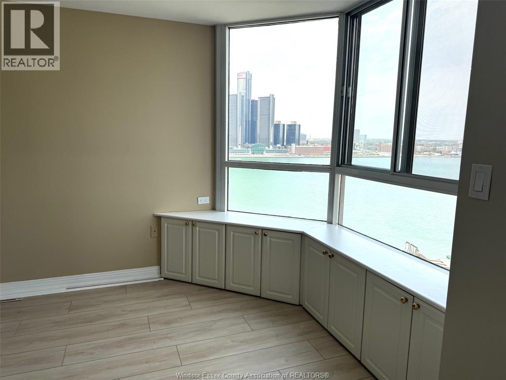 75 Riverside Drive East Unit# 1905, Windsor, Ontario  N9A 7C4 - Photo 5 - 26008942