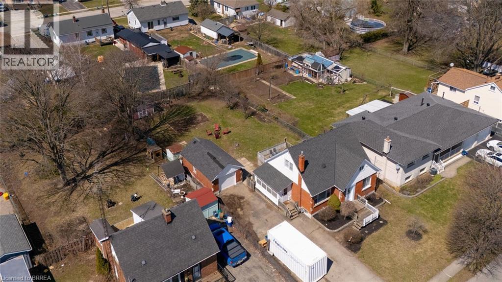 214 Grand Street, Brantford, Ontario  N3R 4C3 - Photo 3 - 40806418