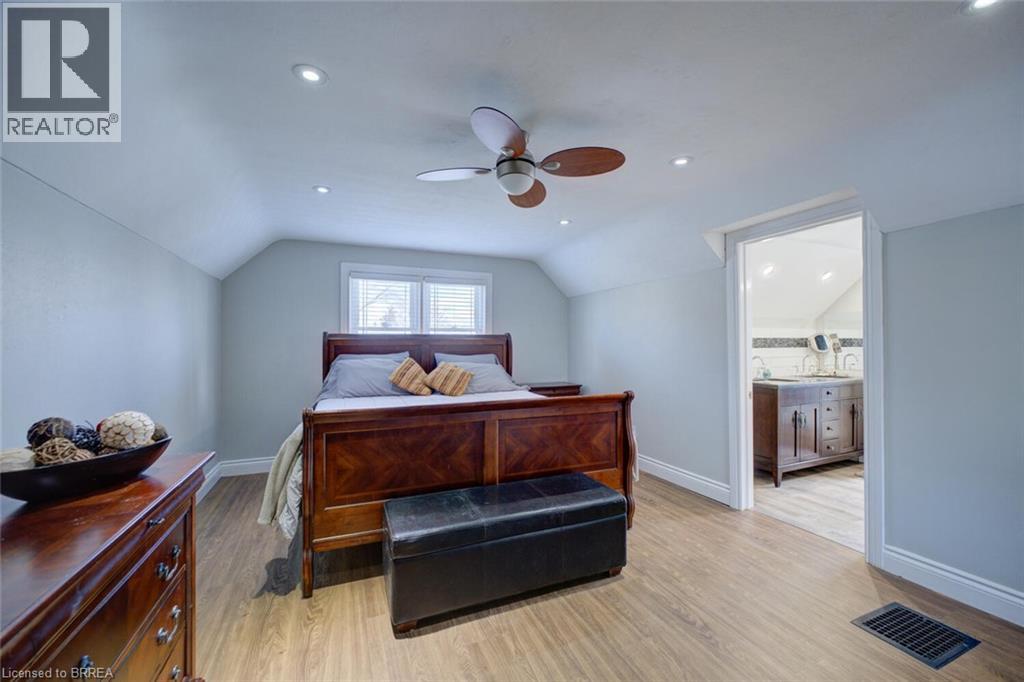 214 Grand Street, Brantford, Ontario  N3R 4C3 - Photo 29 - 40806418