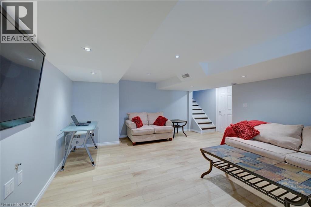 214 Grand Street, Brantford, Ontario  N3R 4C3 - Photo 37 - 40806418