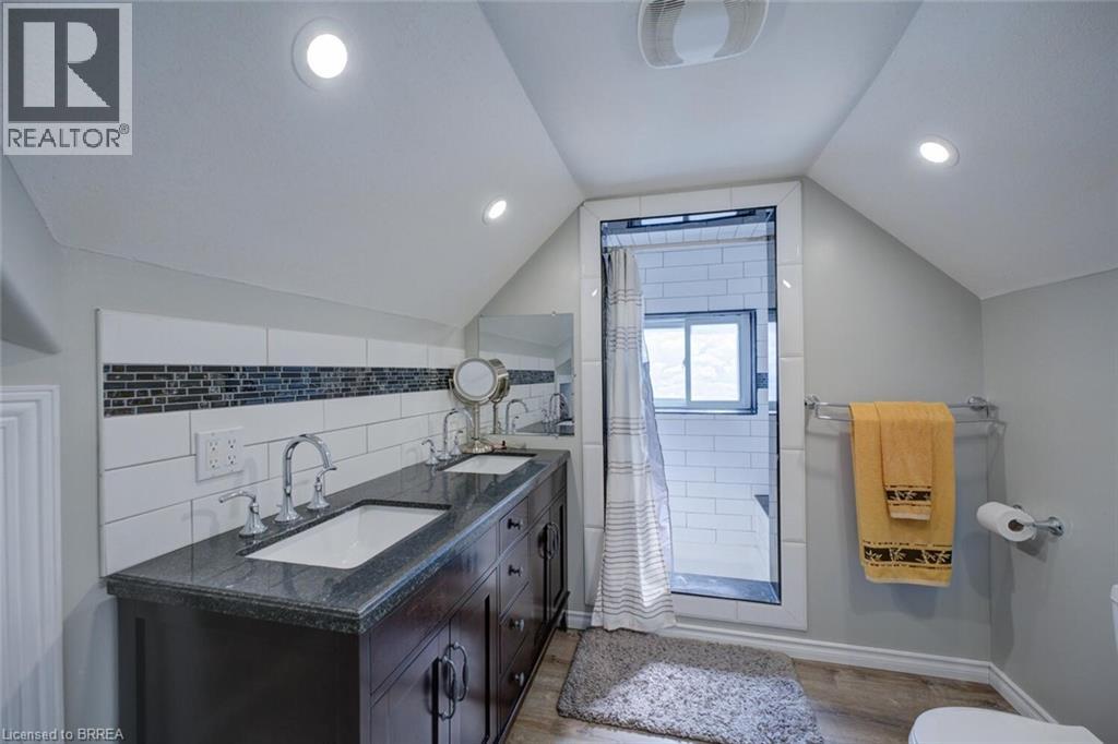 214 Grand Street, Brantford, Ontario  N3R 4C3 - Photo 31 - 40806418