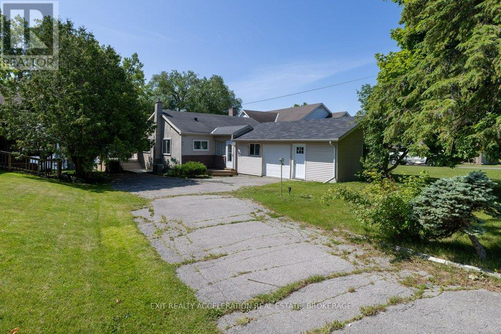 84 Main Street, Deseronto, Ontario  K0K 1X0 - Photo 3 - X13042622