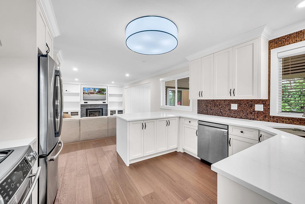 10646 E Glenwood Crescent, Surrey, British Columbia  V4N 1W1 - Photo 10 - R3115534