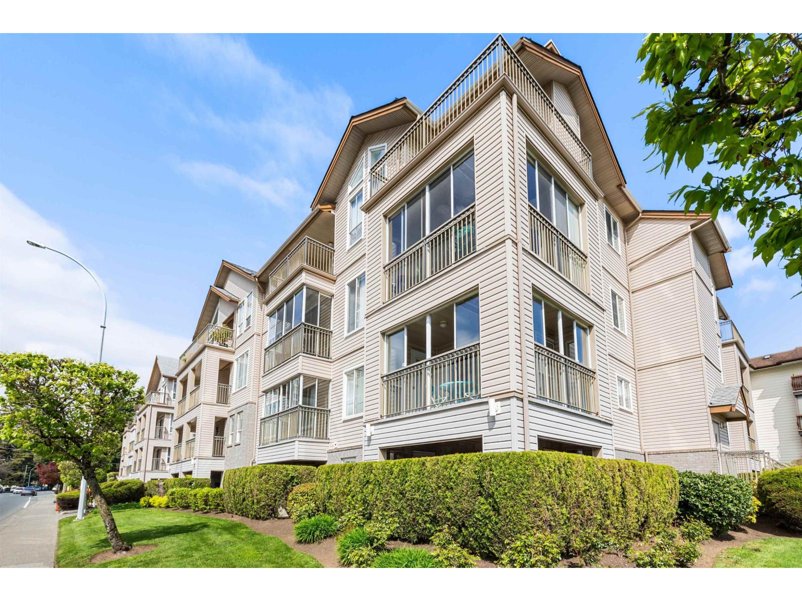 204 2772 Clearbrook Road, Abbotsford, British Columbia  V2T 6N6 - Photo 1 - R3115212