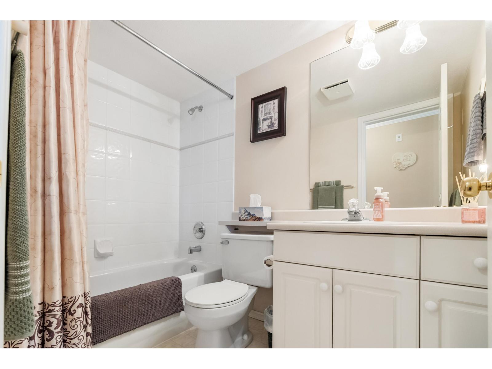 204 2772 Clearbrook Road, Abbotsford, British Columbia  V2T 6N6 - Photo 26 - R3115212