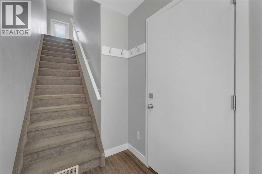 304, 125 Caribou Crescent, Red Deer, Alberta  T2P 0P5 - Photo 4 - A2294993