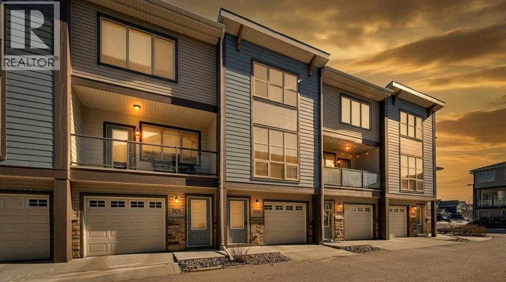 304, 125 Caribou Crescent, Red Deer, Alberta  T2P 0P5 - Photo 1 - A2294993