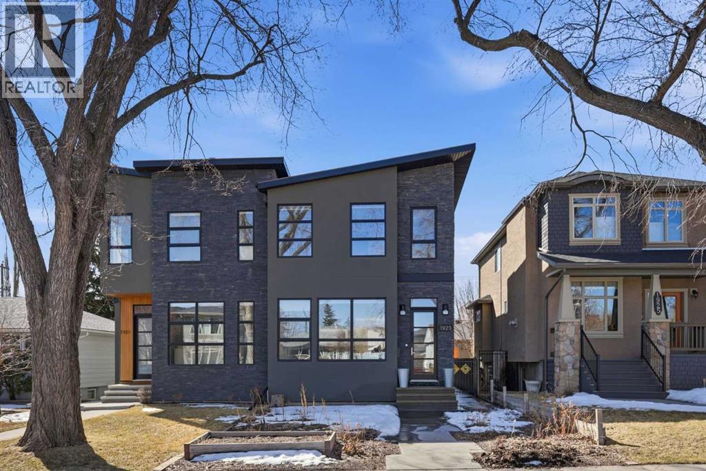 1923 49 Avenue SW, Calgary, Alberta