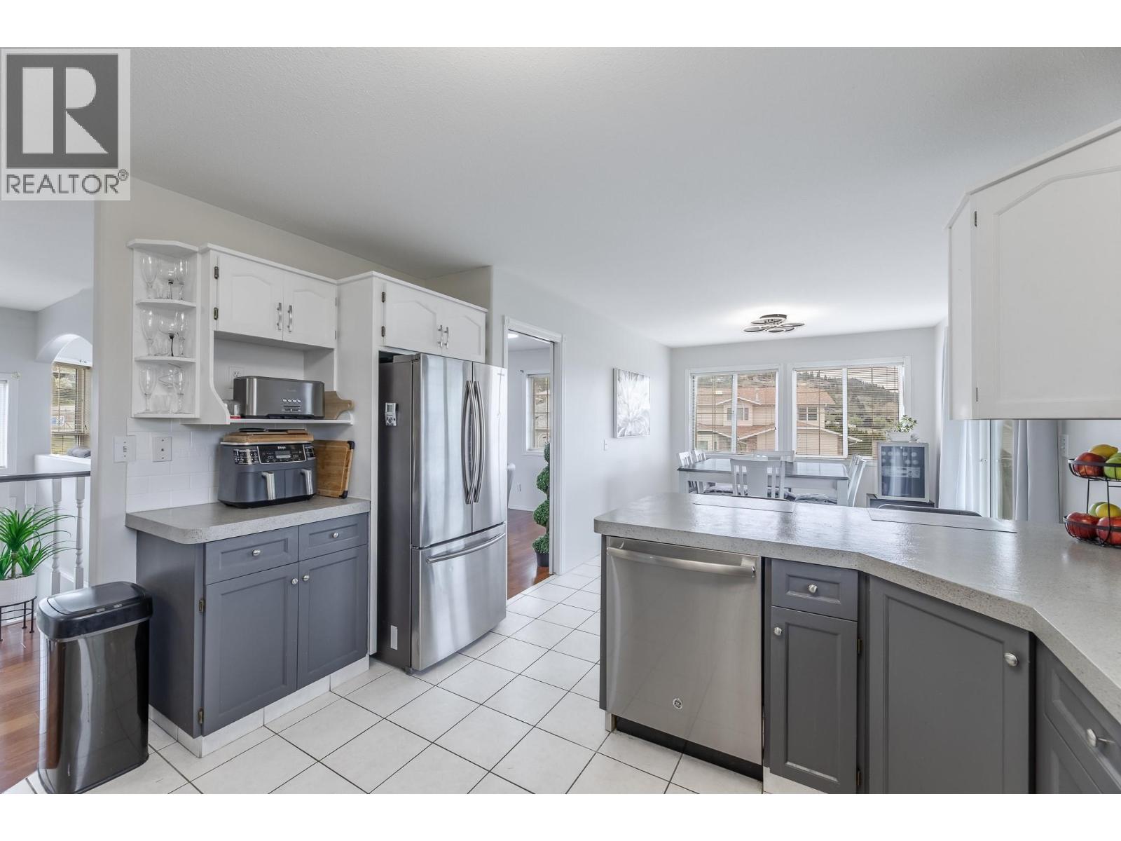 198 Laird Place, Penticton, British Columbia  V2A 8H1 - Photo 7 - 10384787