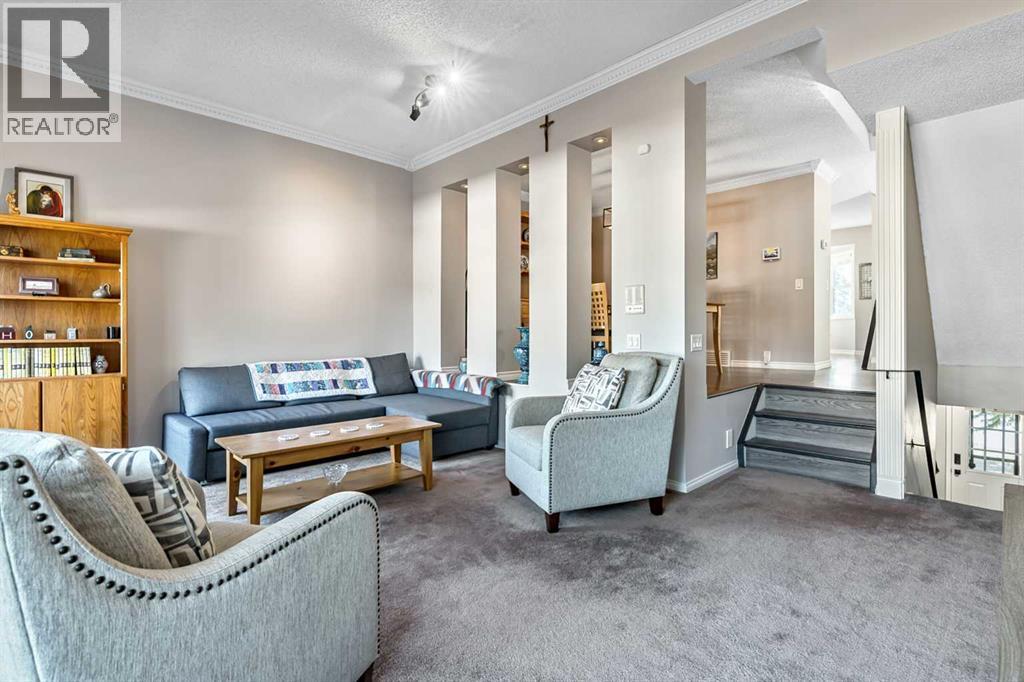 139 Woodglen Grove Sw, Calgary, Alberta  T2W 4J9 - Photo 6 - A2304210