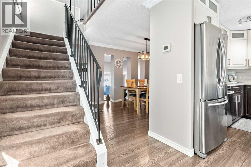 139 Woodglen Grove Sw, Calgary, Alberta  T2W 4J9 - Photo 16 - A2304210