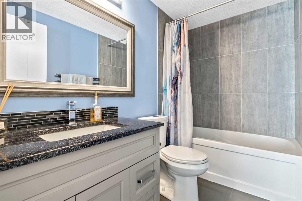 139 Woodglen Grove Sw, Calgary, Alberta  T2W 4J9 - Photo 22 - A2304210