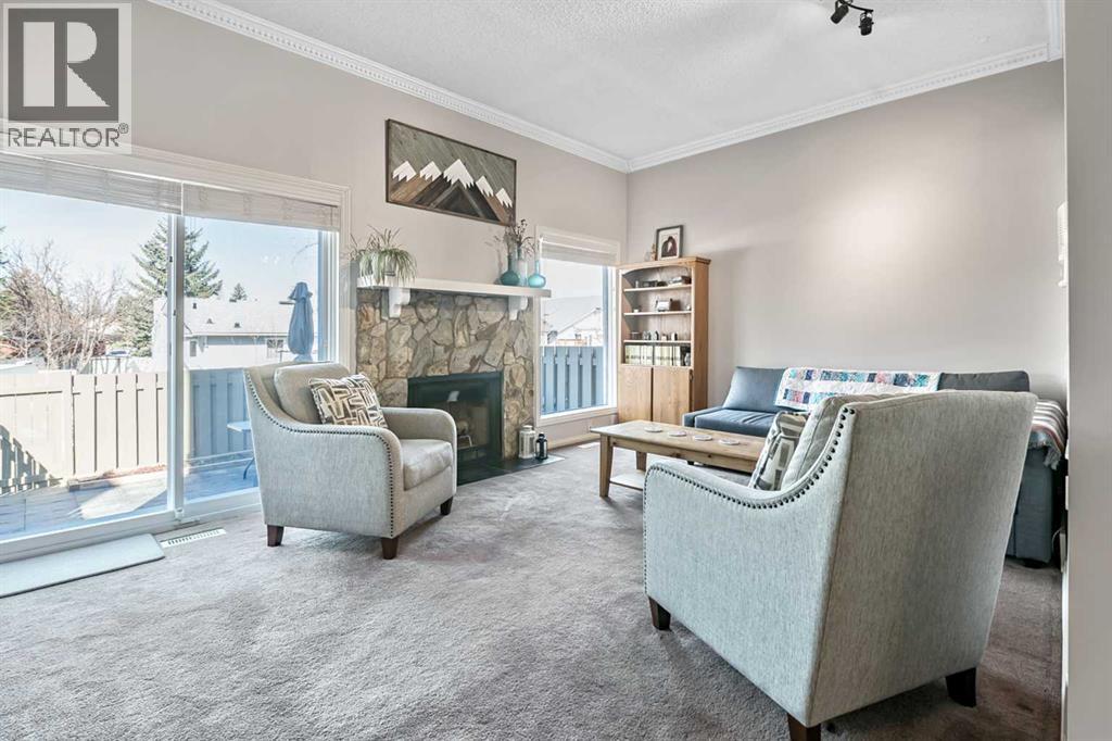 139 Woodglen Grove Sw, Calgary, Alberta  T2W 4J9 - Photo 5 - A2304210