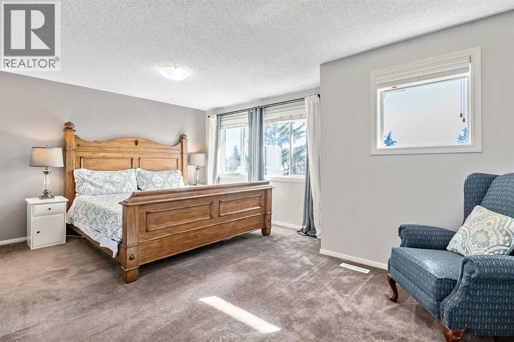 139 Woodglen Grove Sw, Calgary, Alberta  T2W 4J9 - Photo 19 - A2304210