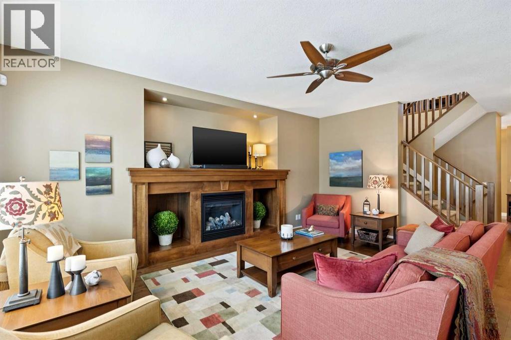 325 Evanspark Circle Nw, Calgary, Alberta  T3P 0A6 - Photo 5 - A2304243