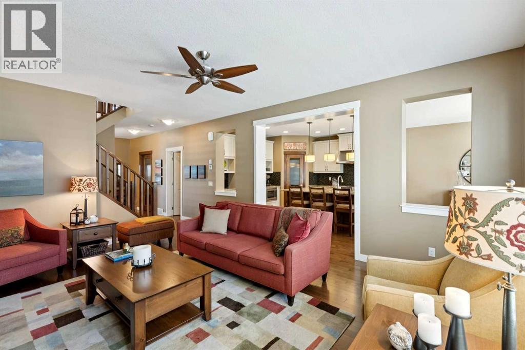 325 Evanspark Circle Nw, Calgary, Alberta  T3P 0A6 - Photo 6 - A2304243