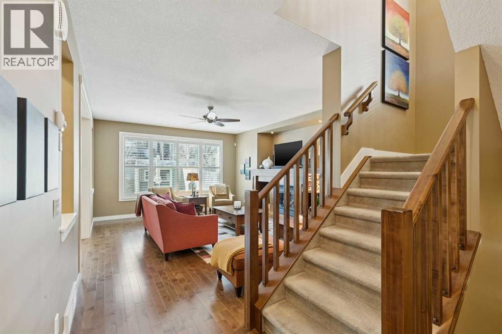 325 Evanspark Circle Nw, Calgary, Alberta  T3P 0A6 - Photo 4 - A2304243