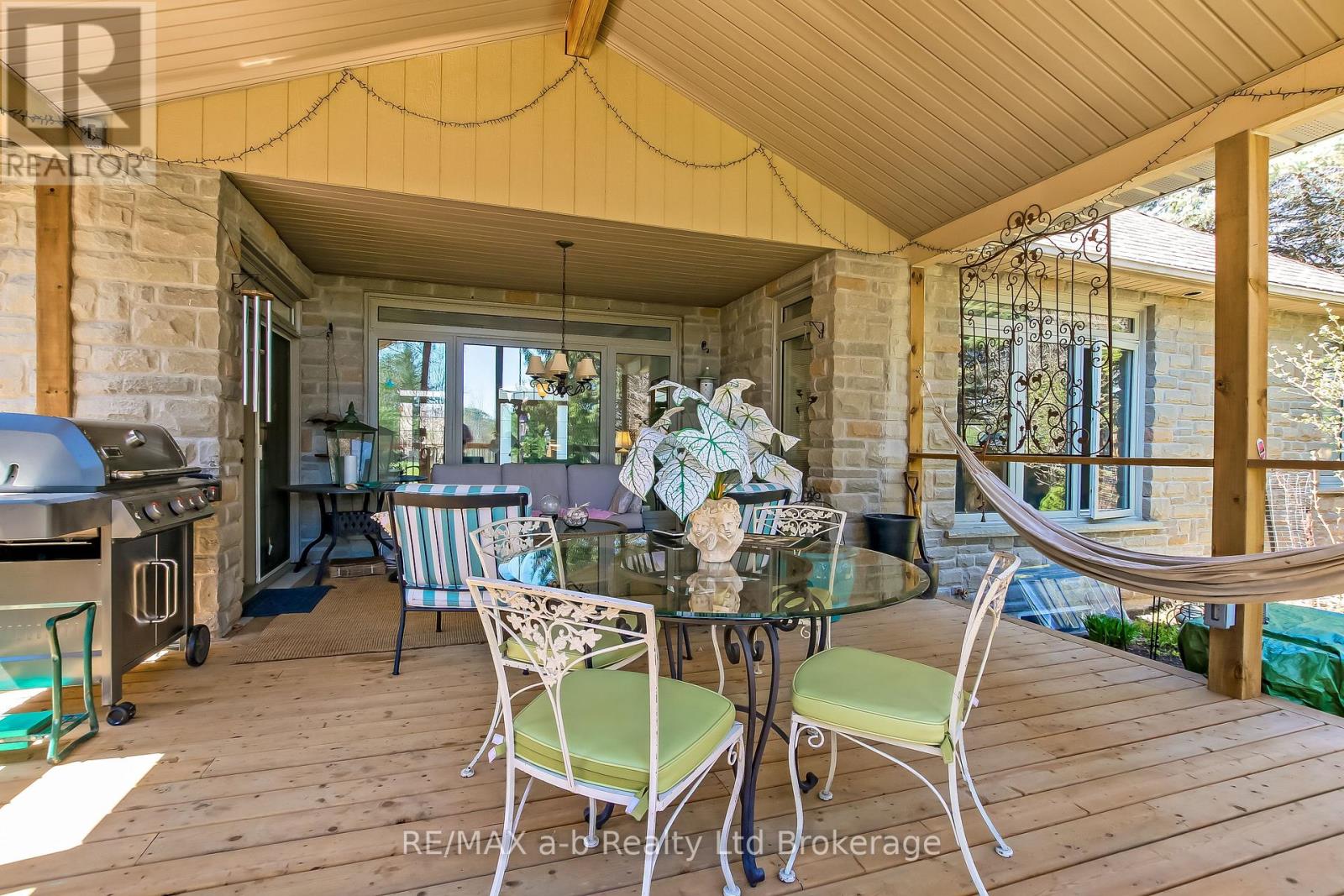 15 Otterview Drive, Norwich, Ontario  N0J 1R0 - Photo 9 - X12870016