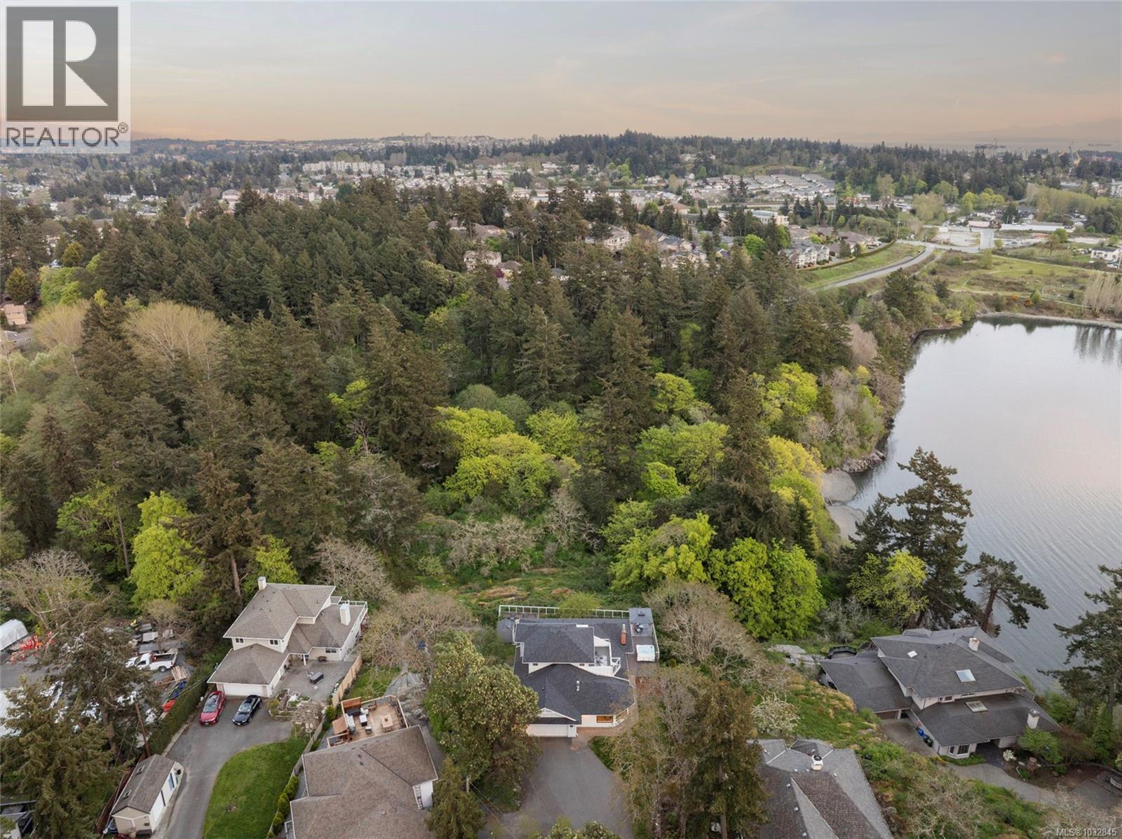 77 View Royal Ave, View Royal, British Columbia  V9B 1A6 - Photo 65 - 1032845