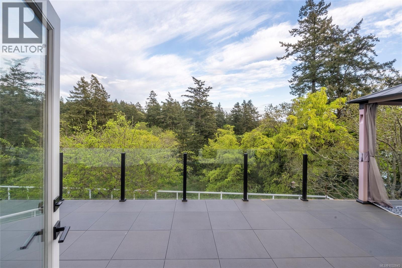 77 View Royal Ave, View Royal, British Columbia  V9B 1A6 - Photo 15 - 1032845