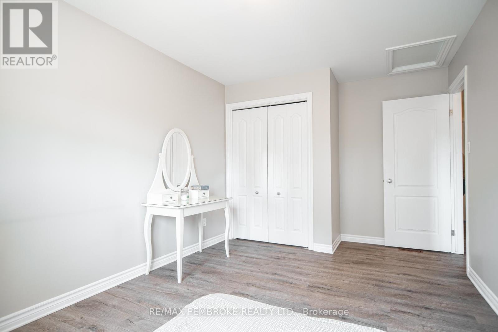 2073 Sandstone Crescent, Petawawa, Ontario  K8H 0B2 - Photo 19 - X13042728