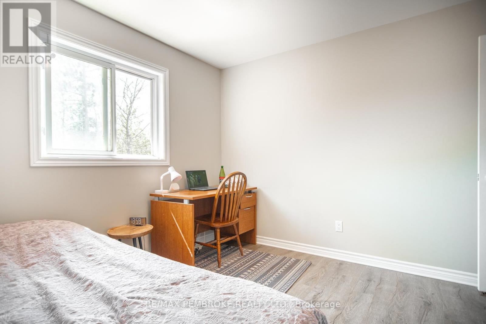 2073 Sandstone Crescent, Petawawa, Ontario  K8H 0B2 - Photo 20 - X13042728