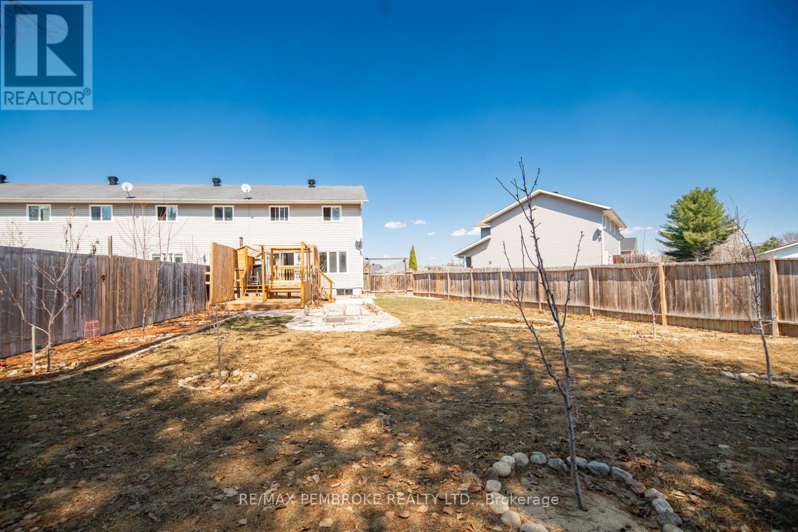 2073 Sandstone Crescent, Petawawa, Ontario  K8H 0B2 - Photo 34 - X13042728