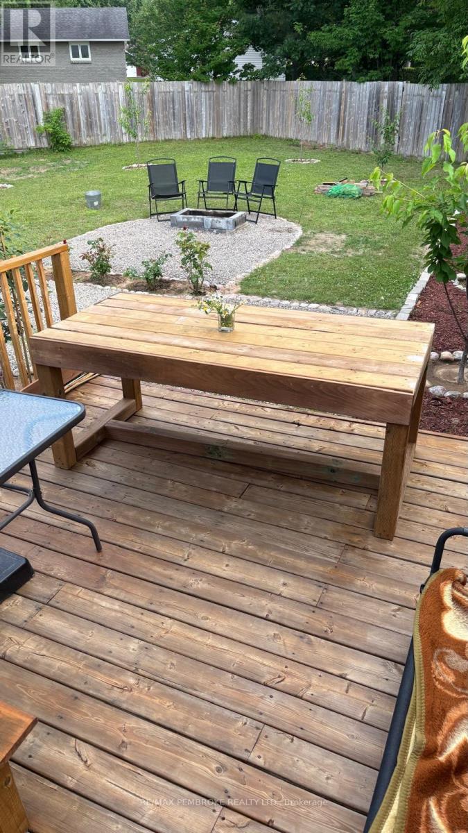 2073 Sandstone Crescent, Petawawa, Ontario  K8H 0B2 - Photo 46 - X13042728